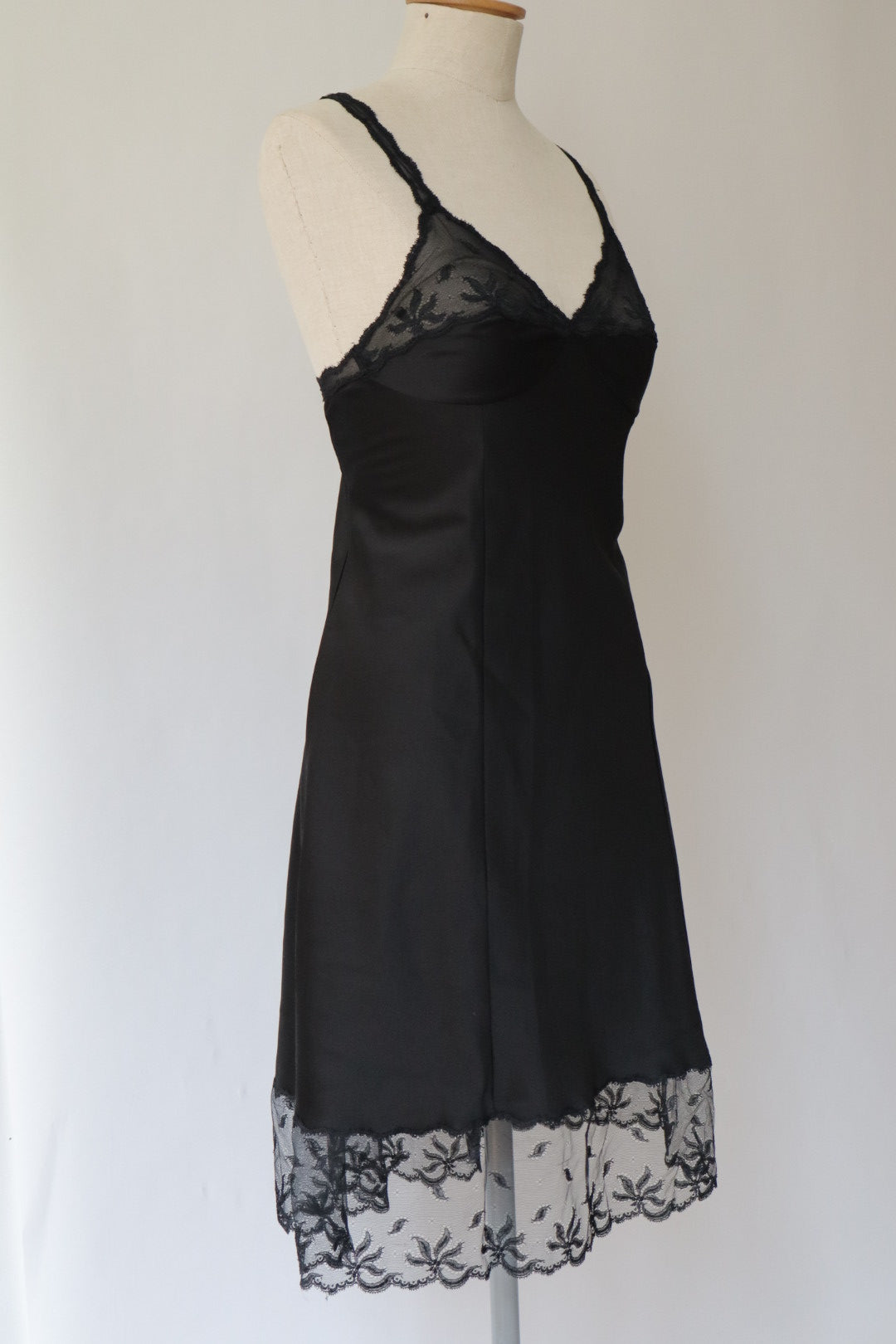 Christian Dior black slipdress with lace details size Large / extra large