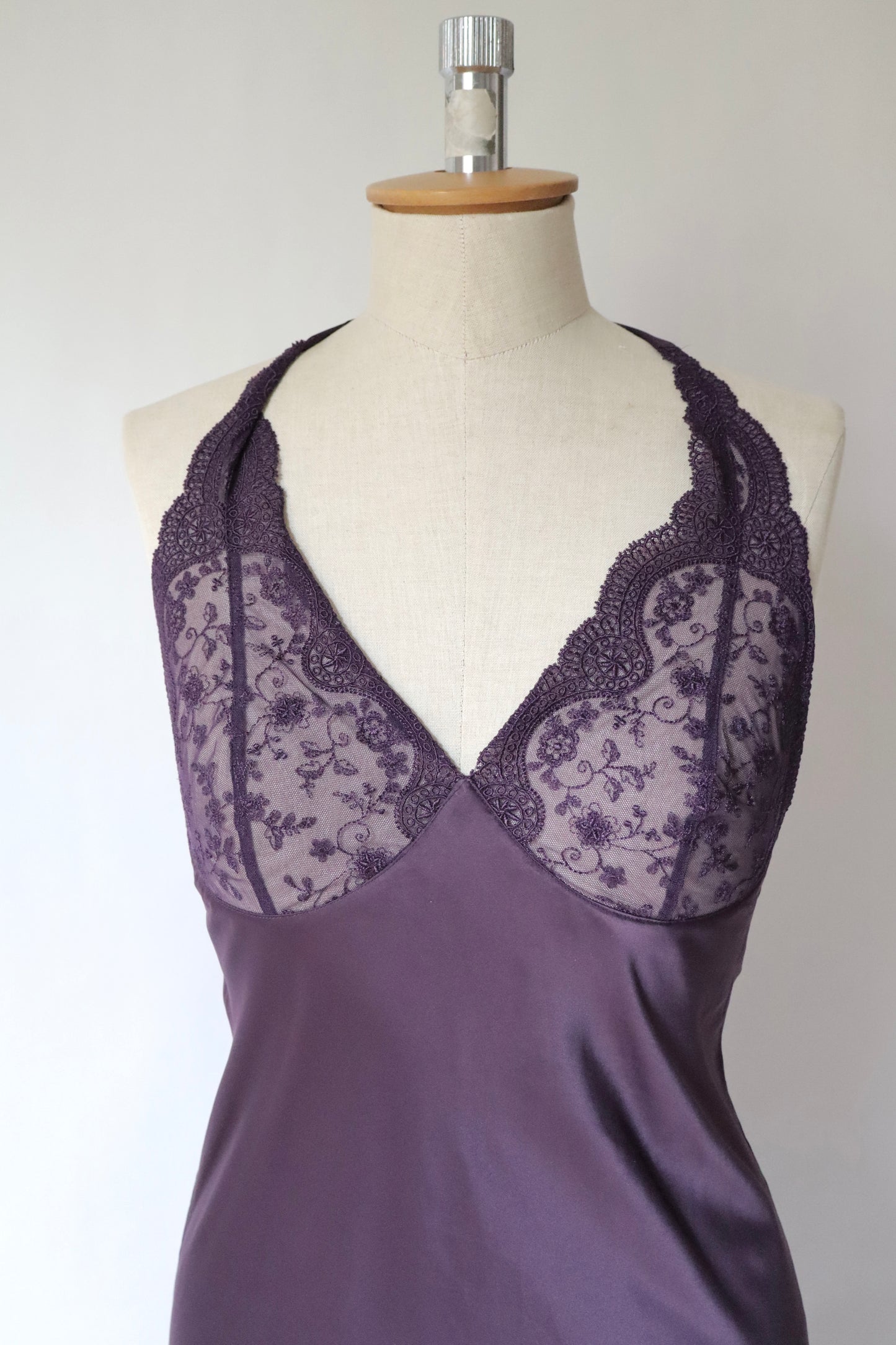 Vanity Fair long satin purple slipdress with lace details size M
