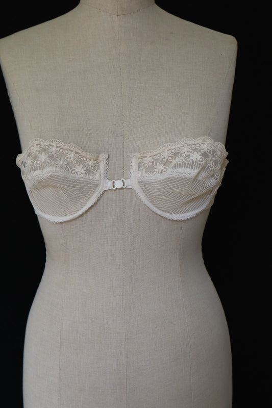 Christian Dior white lace bralette size eu75B / fr90b / us34b