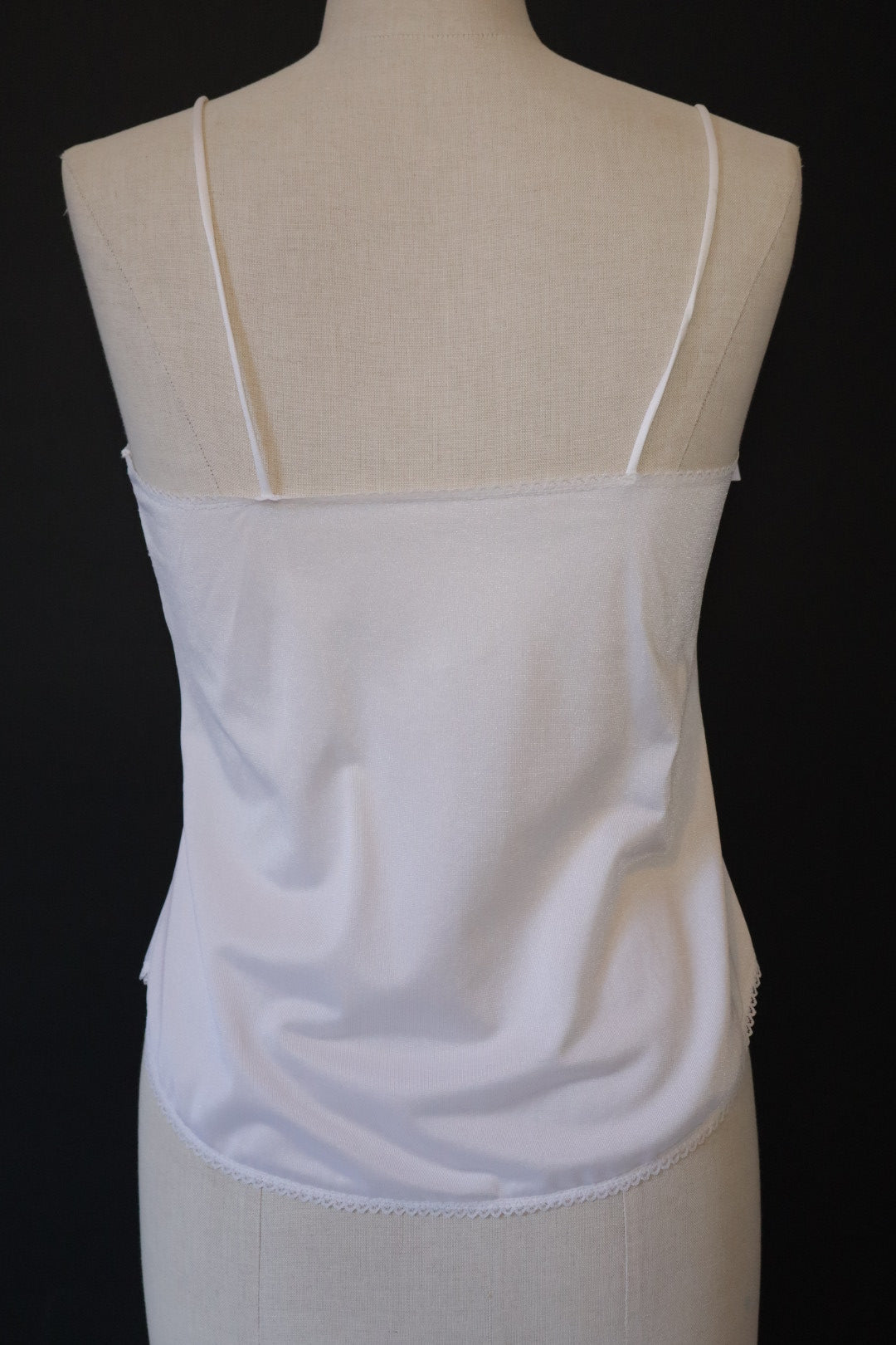 White 1970’s lace cami top size M