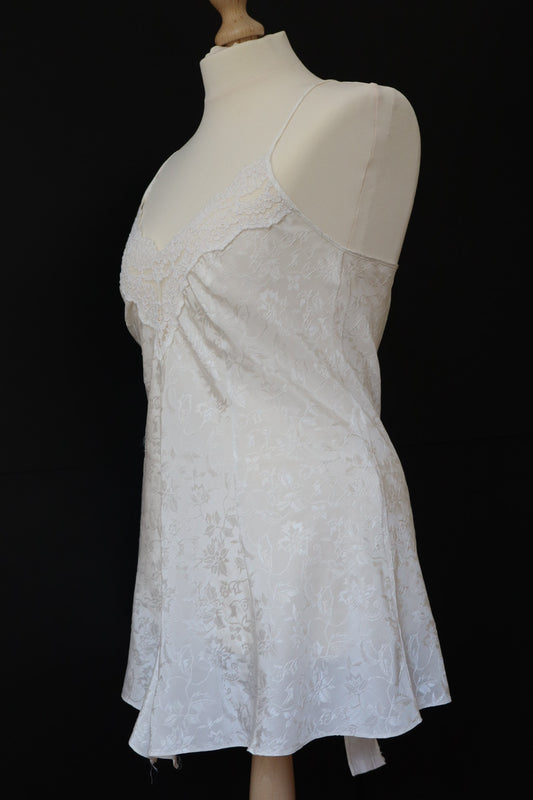 White satin & lace slipdress/body size L - XL