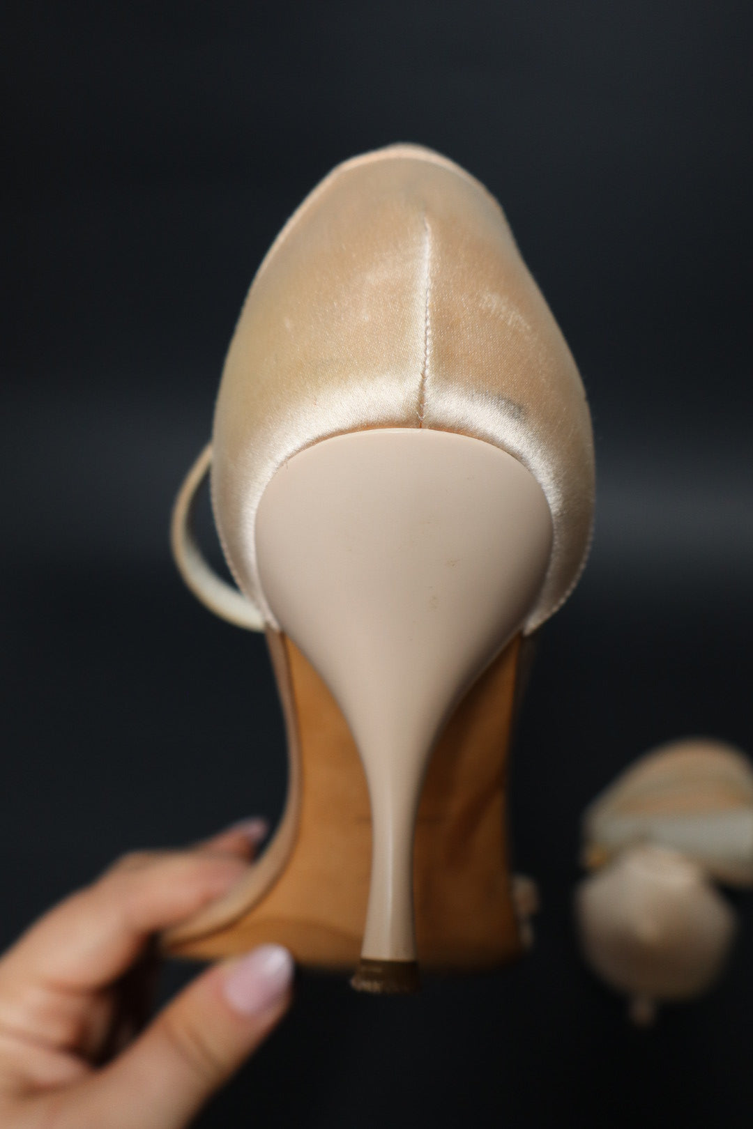 Dior by John Galliano pink Silk heels with gold hardware logo size 38 (us 7.5)