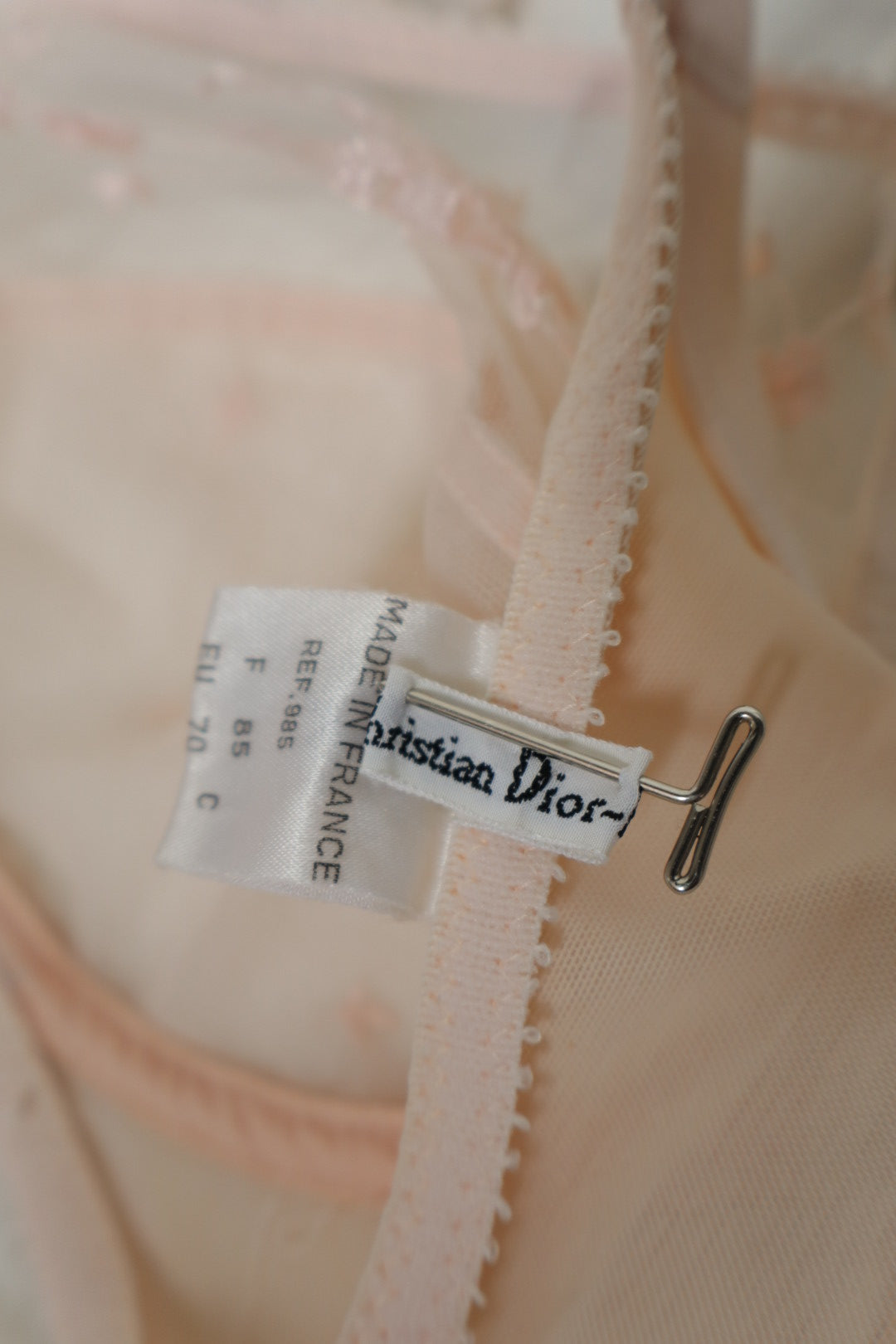 Christian Dior soft pink lace bralette size EU70B / FR85B / M