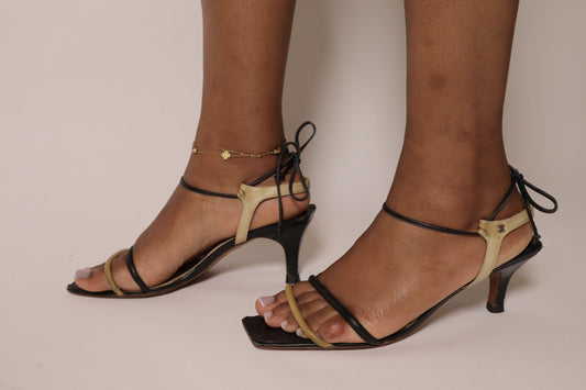 Chanel leather strappy heels black&crème, cc logo on the sides - size 39.5 (us 8.5)