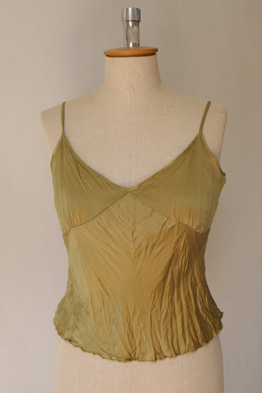 100% silk wrinkled olive top size 38 - medium
