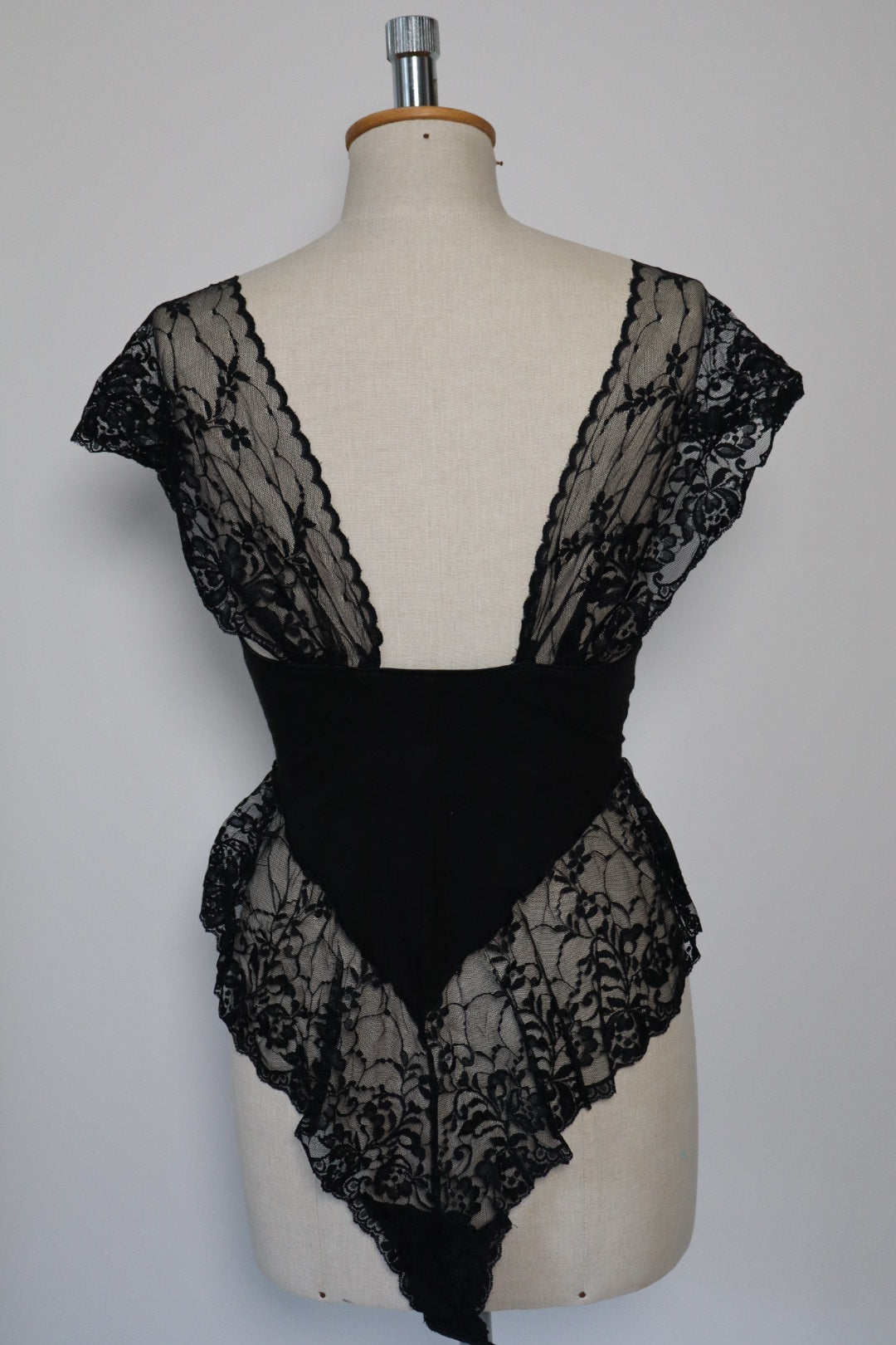 Black body with lace by Simone Perele size L