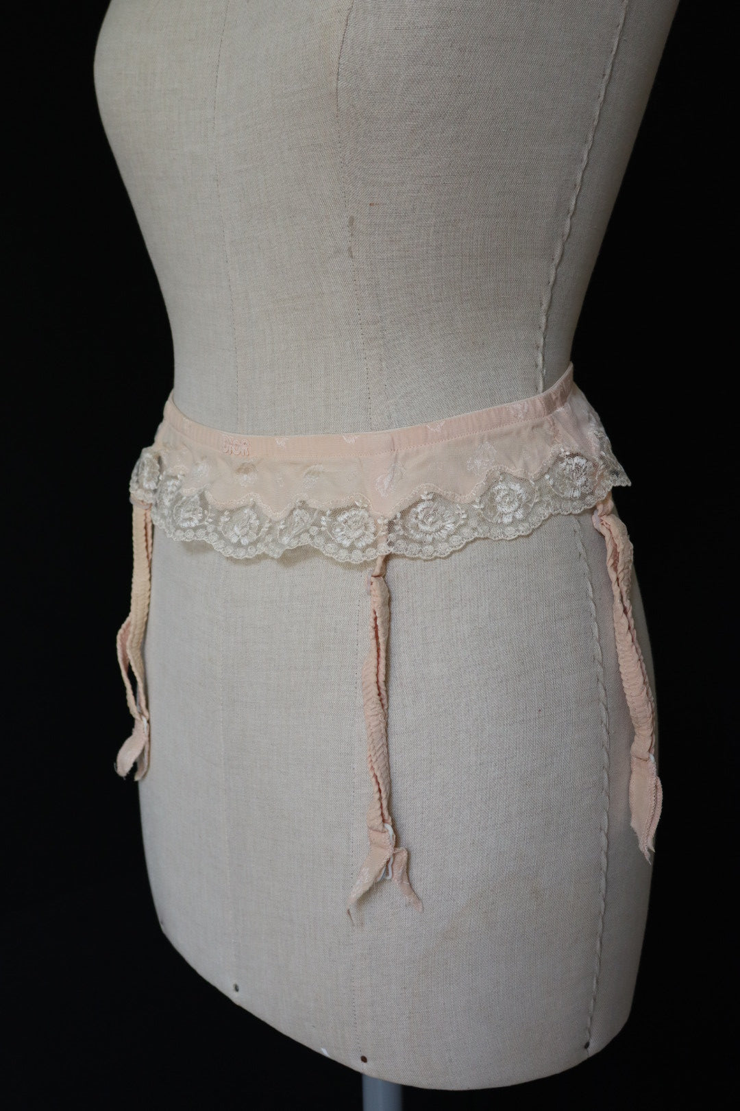 Christian Dior soft pink jartelles with lace size M