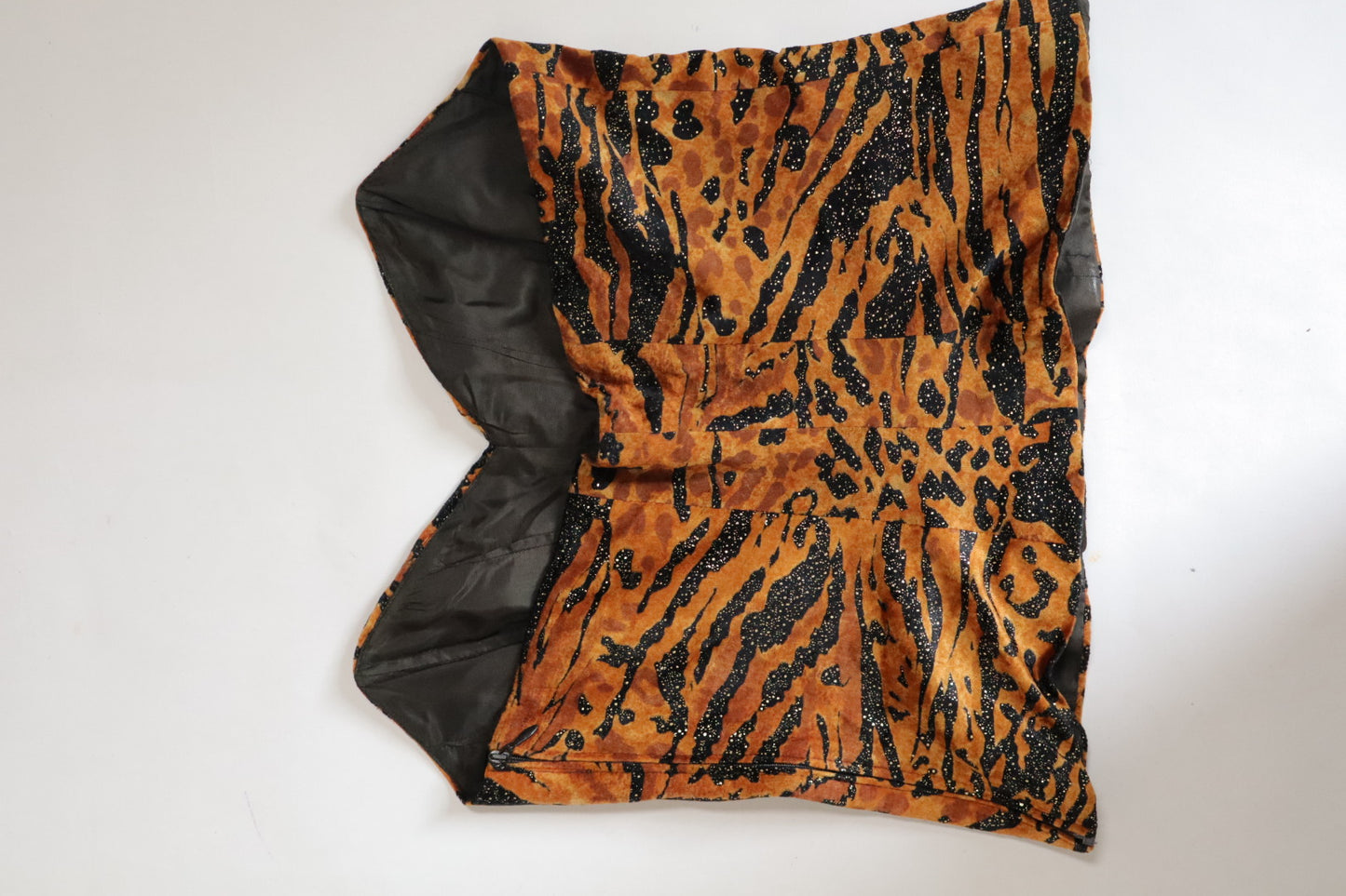 1980’s Tiger print bustier size L