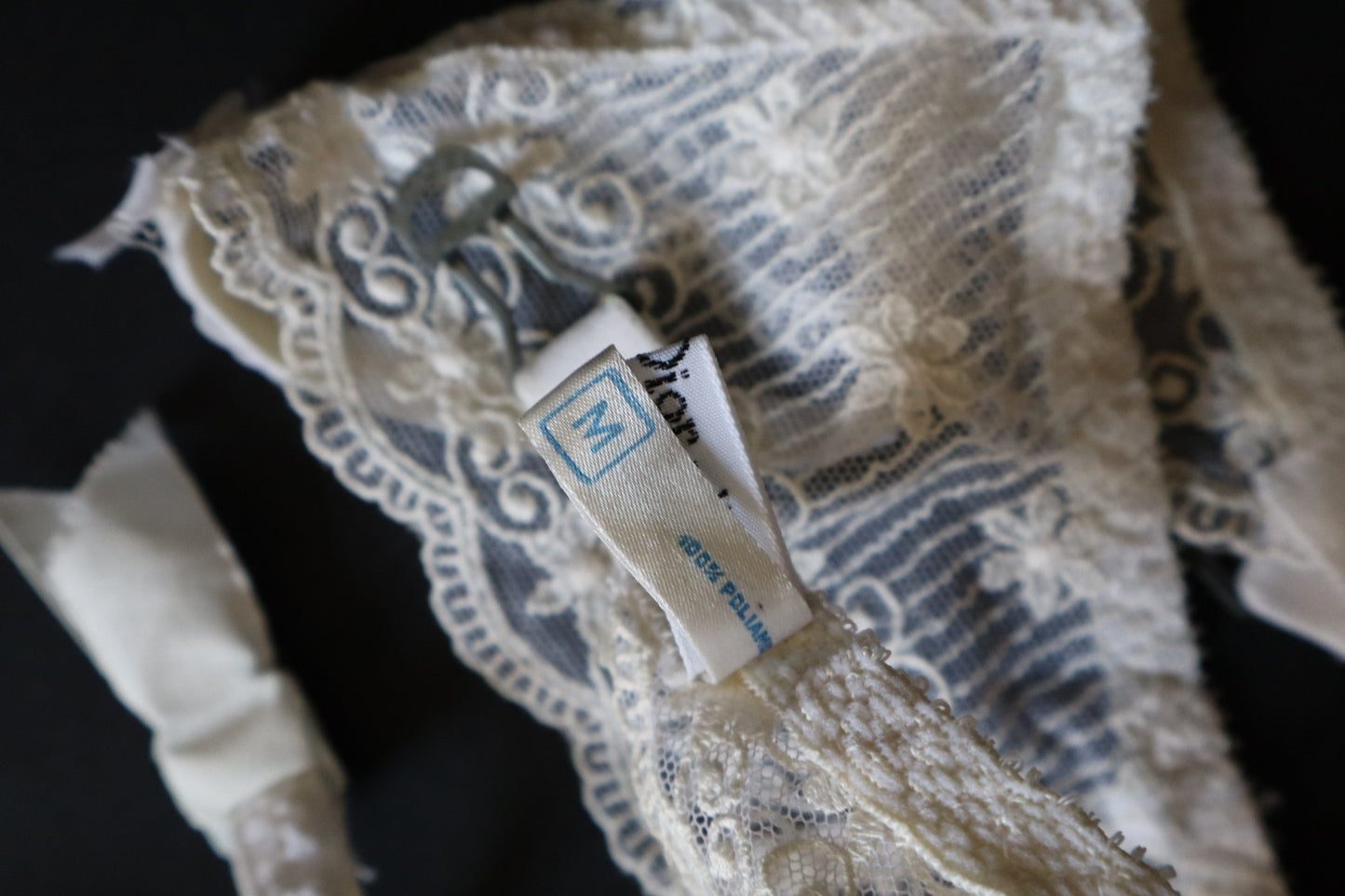 Christian Dior White lace jartelles size M