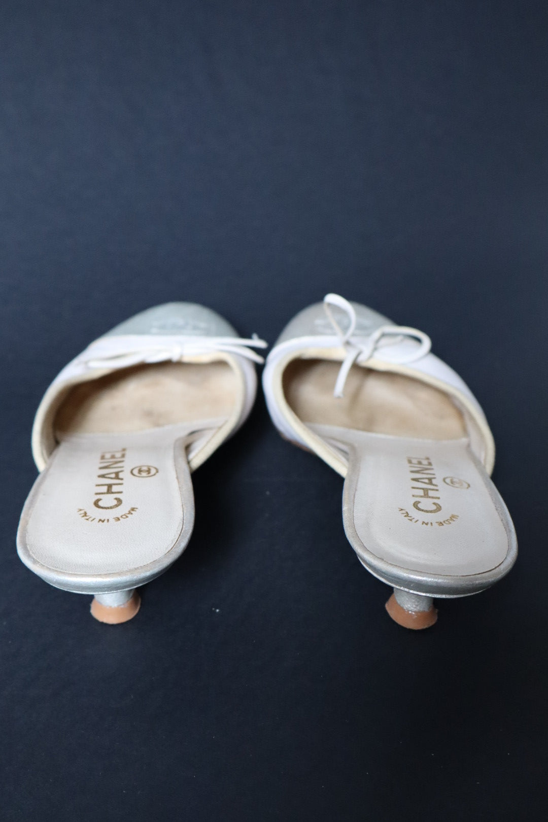 Chanel soft pink/silver CC kitten heel mules size 38.5 (us8)