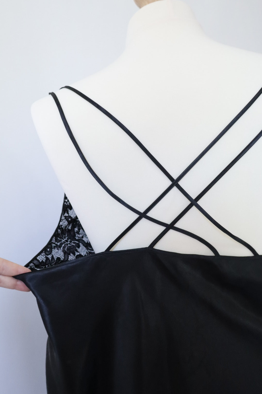 Black 1990’s slipdress with lace details and crossed straps in the back size XXXL