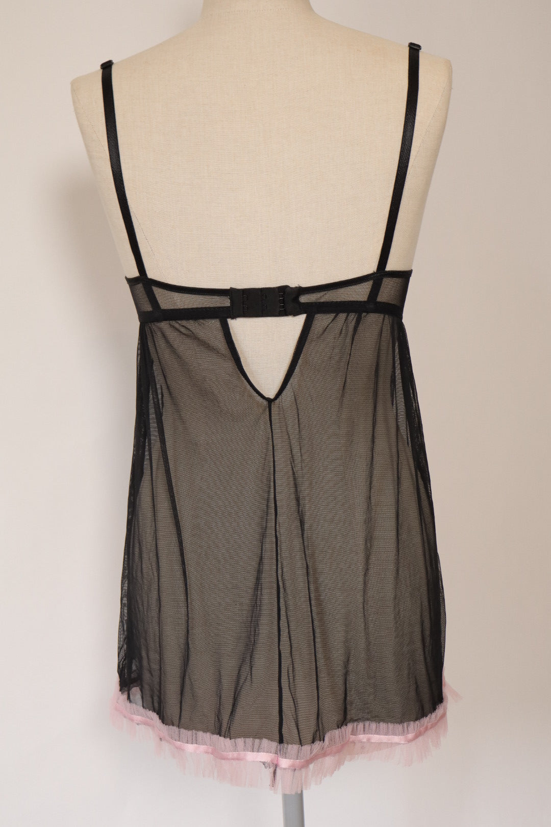 Y2K babydoll size M black with pink bow