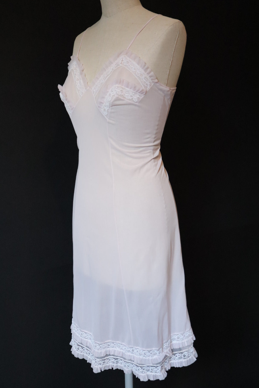 1950’s slipdress with ruffles size L