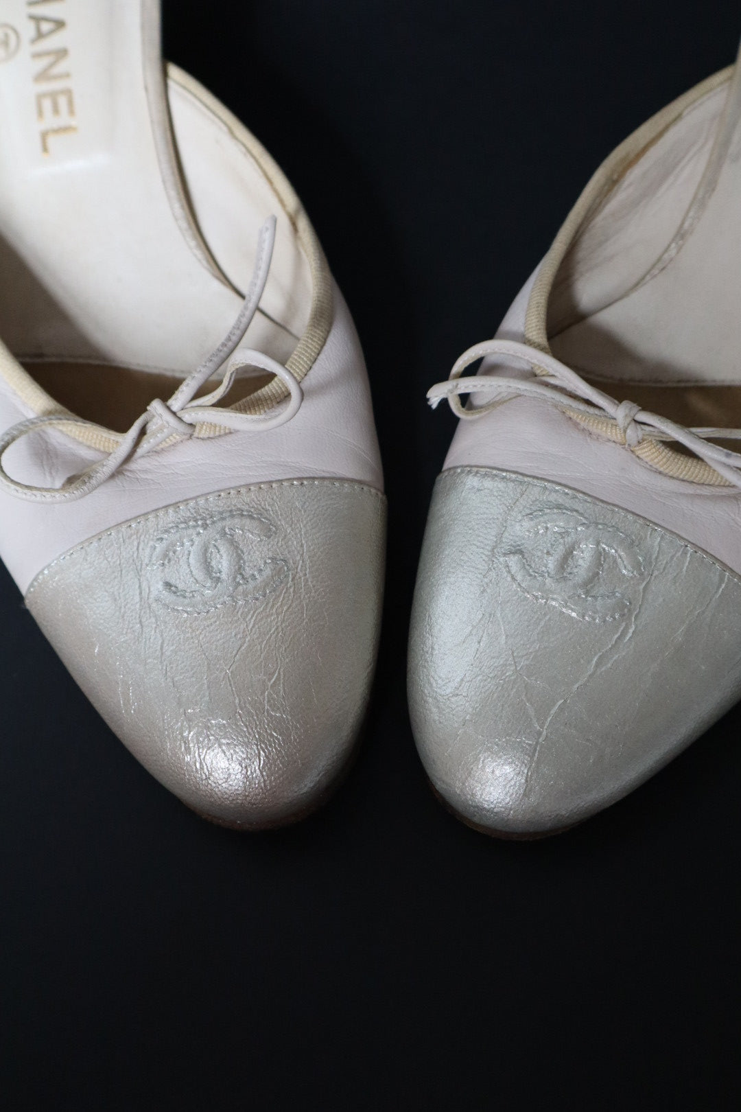 Chanel soft pink/silver CC kitten heel mules size 38.5 (us8)