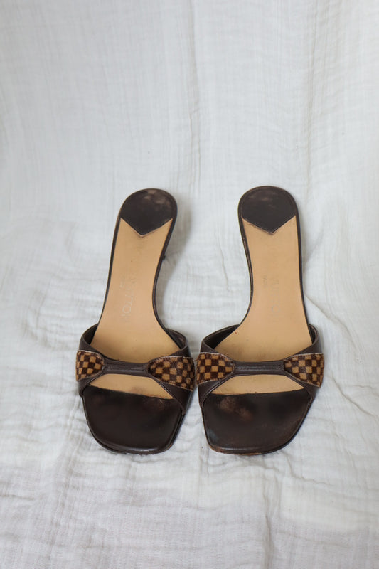 Louis Vuitton mules with ponyhair checkered pattern size 36 (us 5.5)