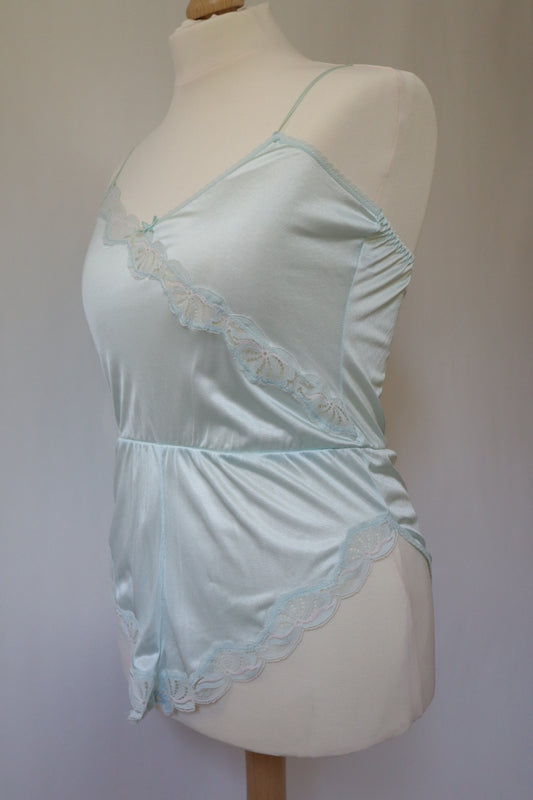 Baby blue satin 1970’s body size L with lace details