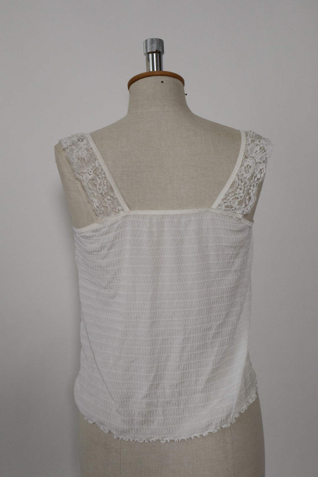1970’s lingerie top made in Italy size M / L