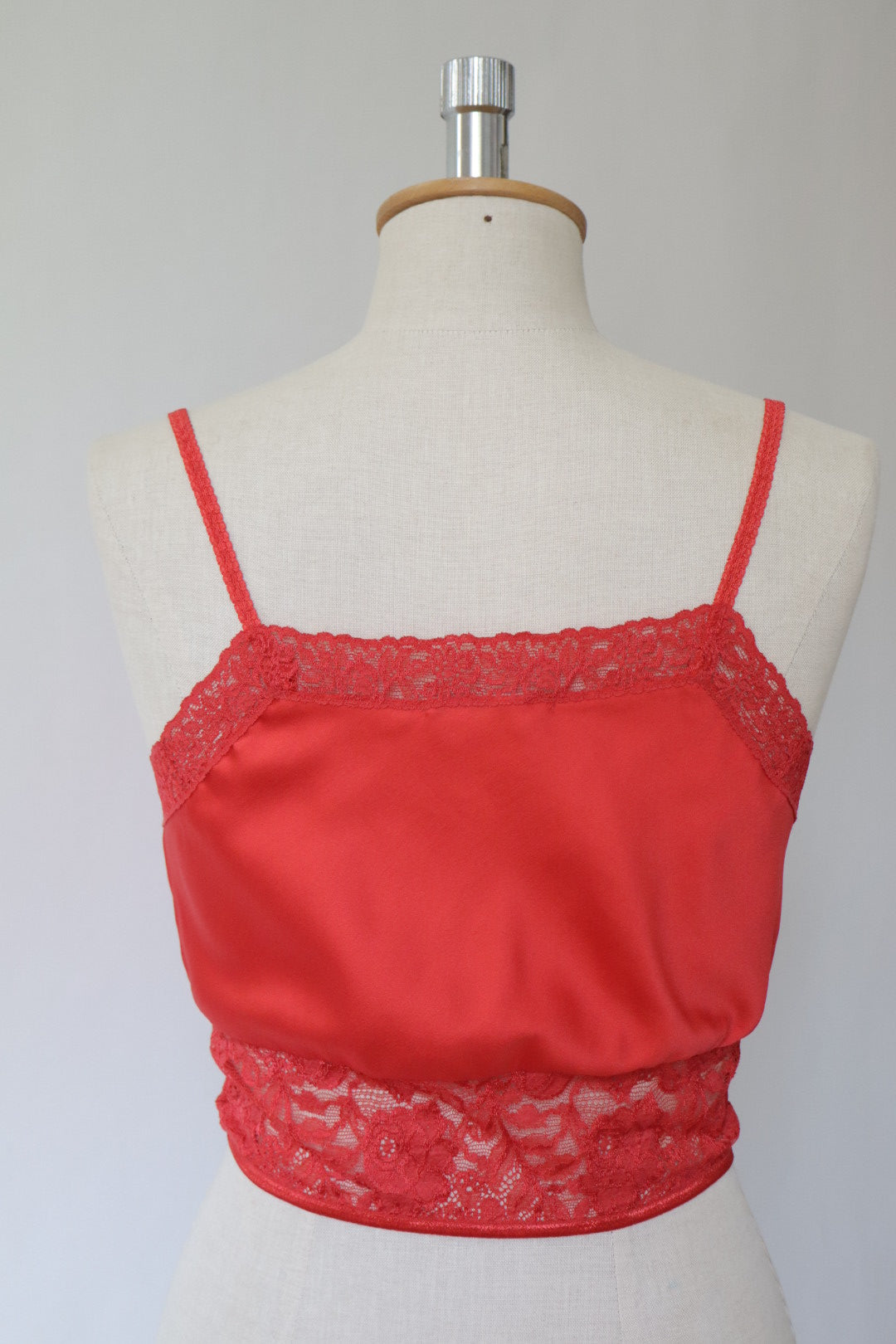 Red satin Christian Dior crop top with lace details size S / M