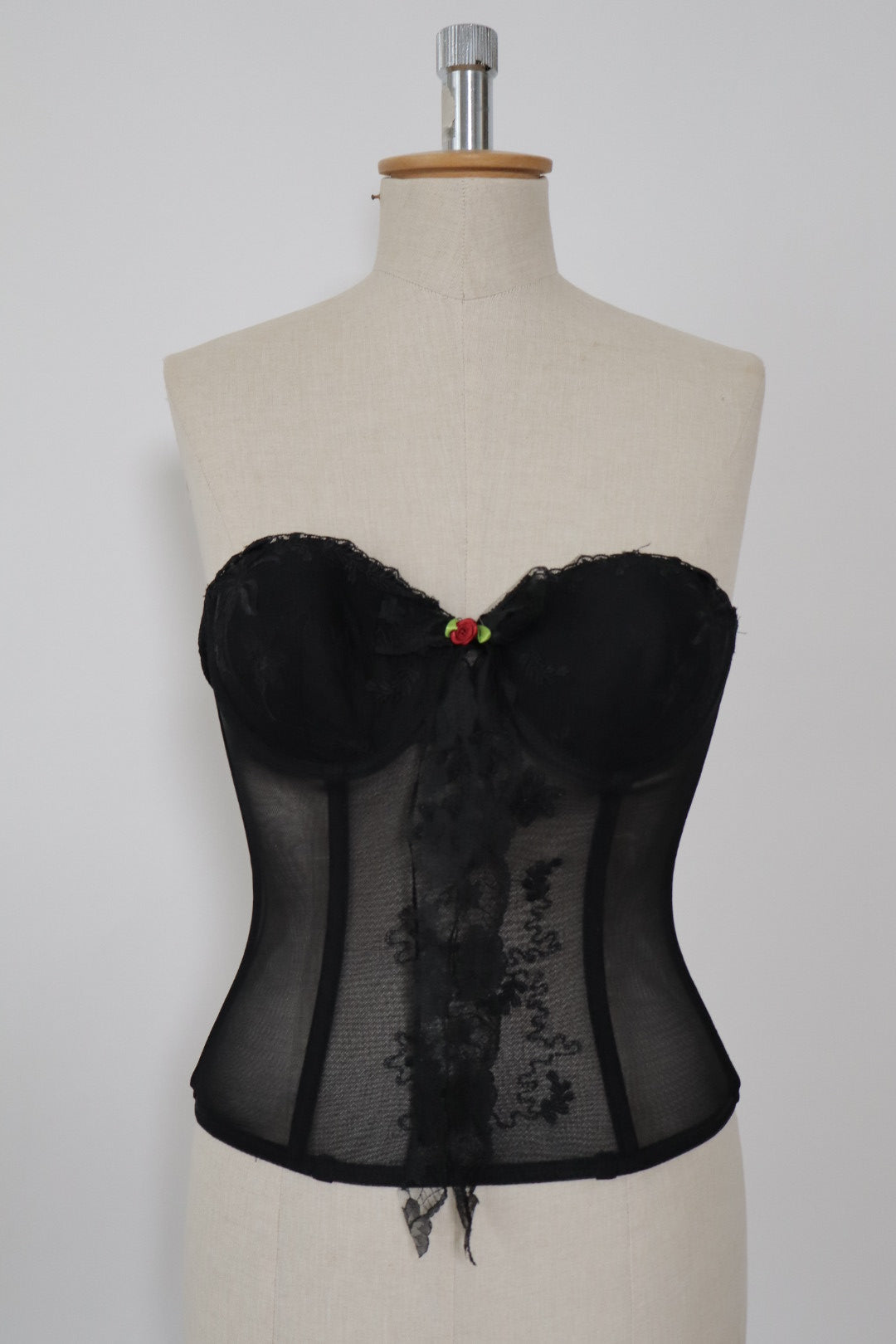 Black lace bustier with bow & rose detail size EU70B / FR85B / US32B