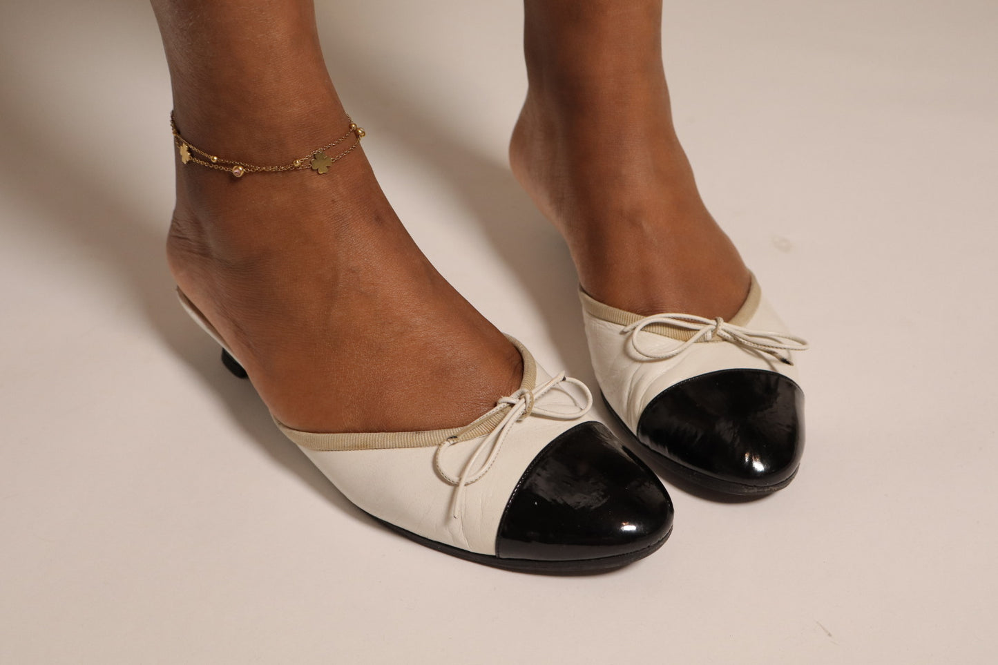 Chanel ballerina kitten heels size 39