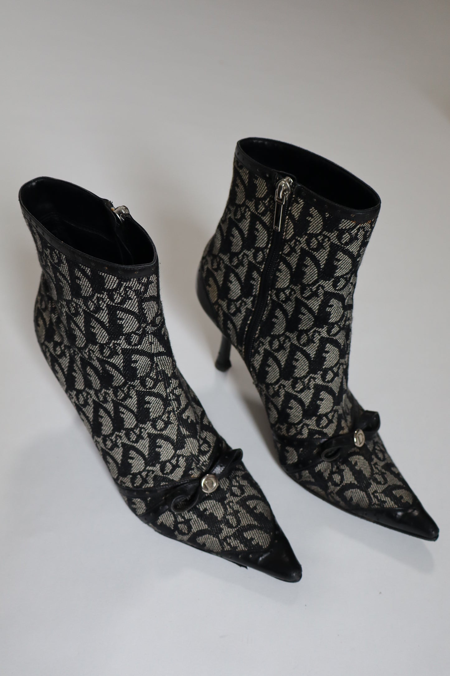 Dior by John Galliano F/W 2005 boots oblique print size 38 / us7.5