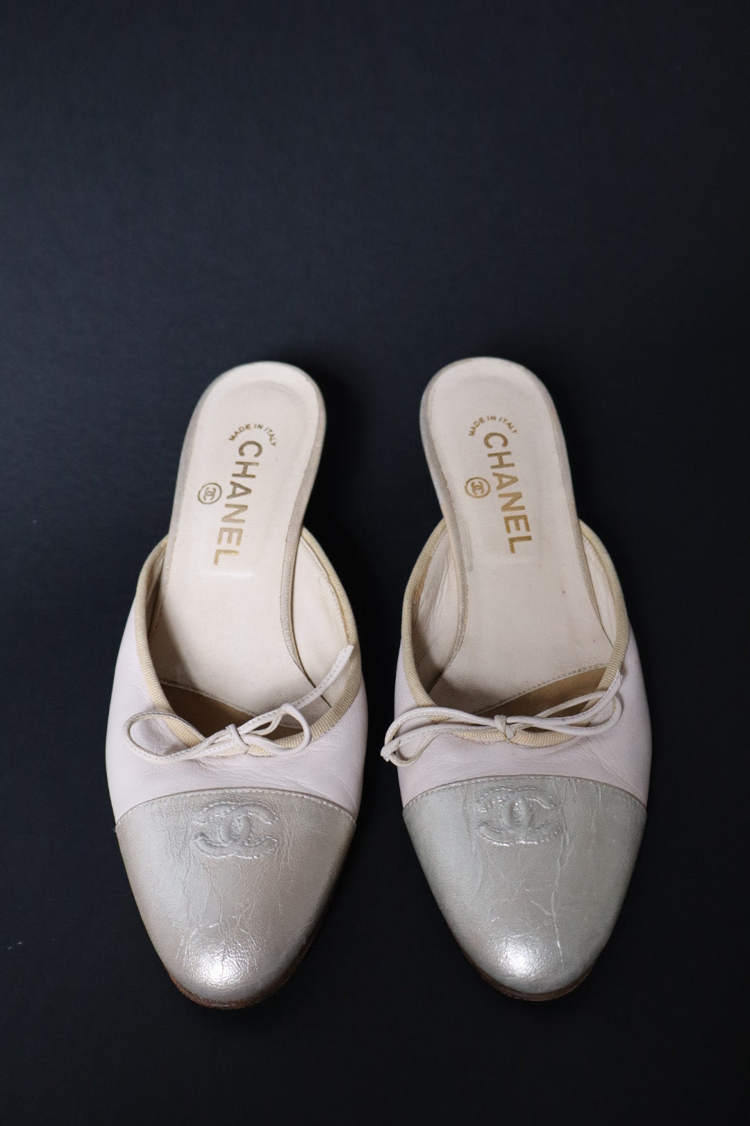 Chanel soft pink/silver CC kitten heel mules size 38.5 (us8)