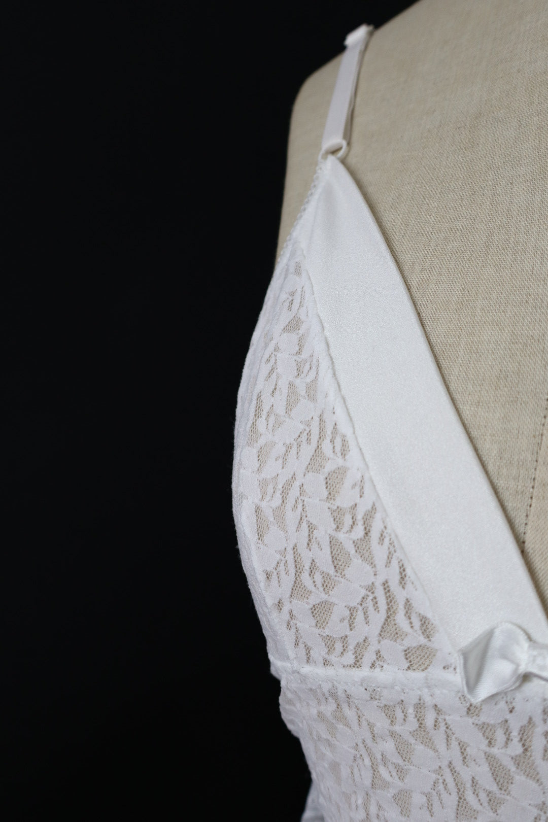 White transparent body size Large