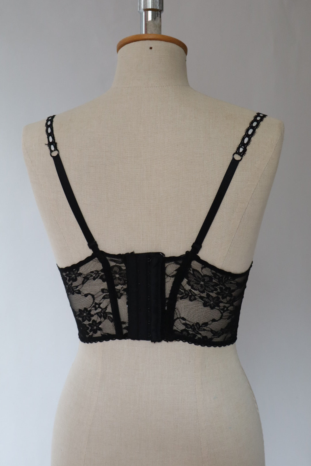 Black bustier size M with lace