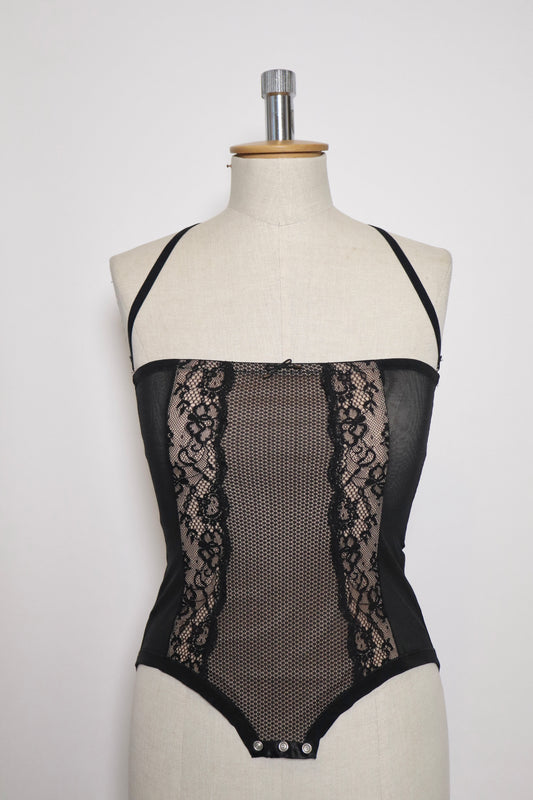 Black body with lace details size M
