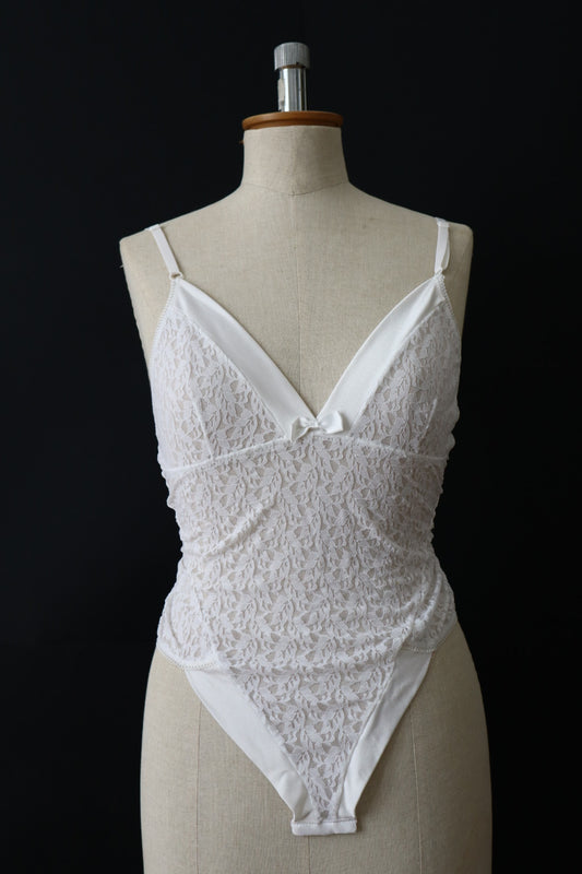 White transparent body size Large