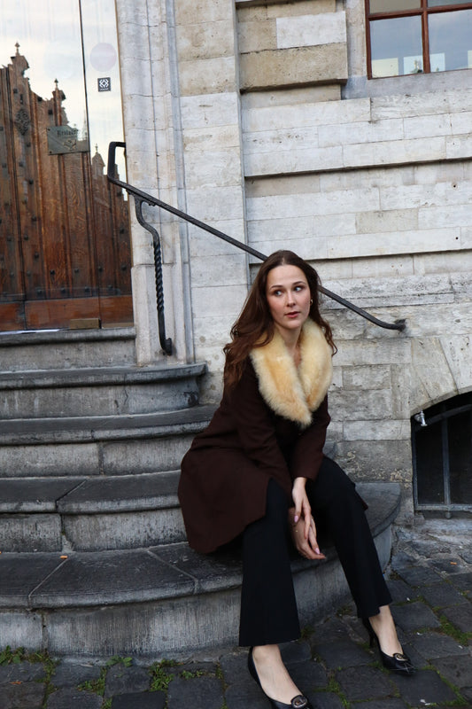 Long brown coat with fur collar, sizes S up to L