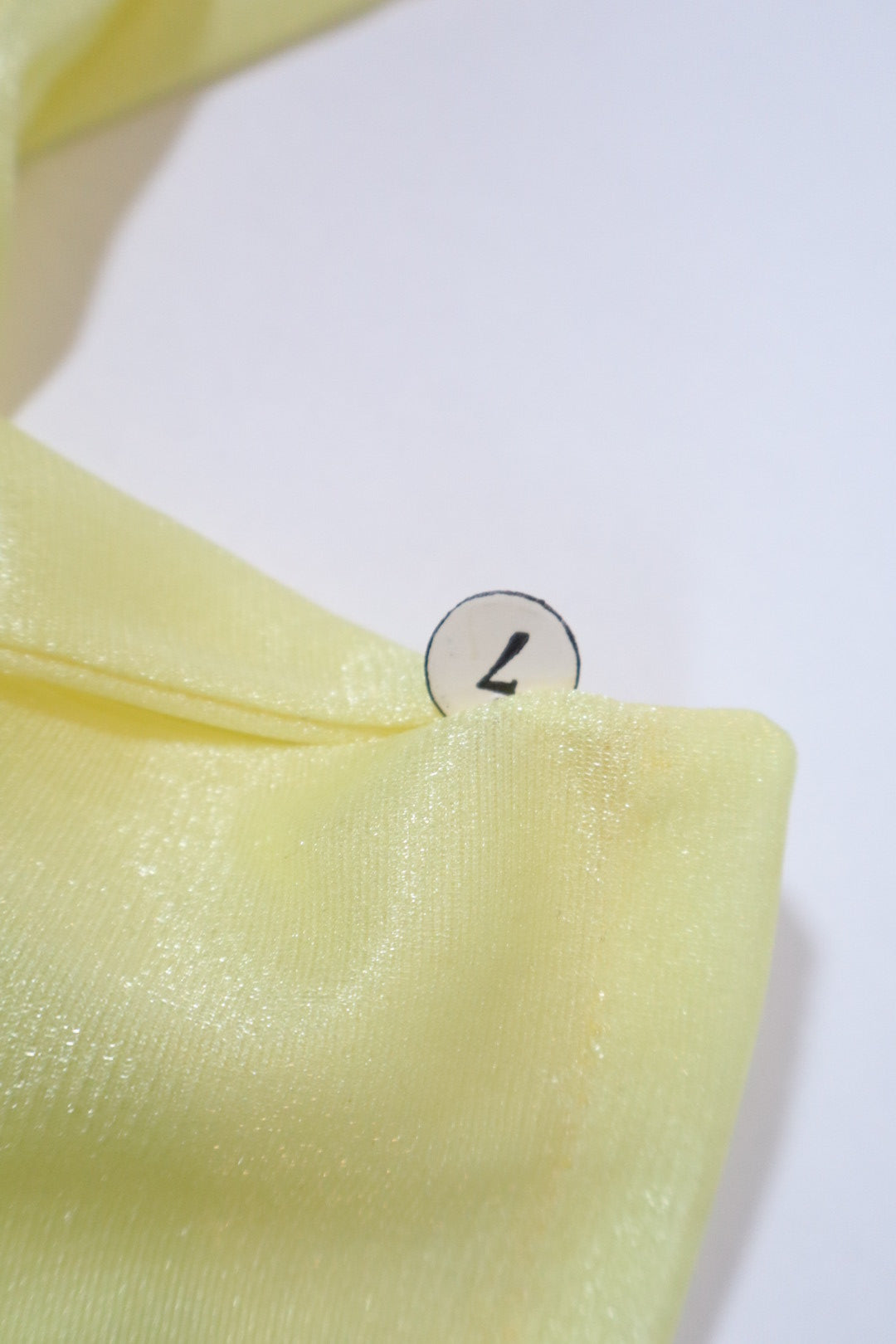 Yellow 1960’s deadstock gloves (size 7)