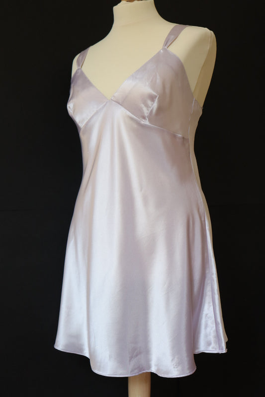 Satin flowy lilac slipdress size XL