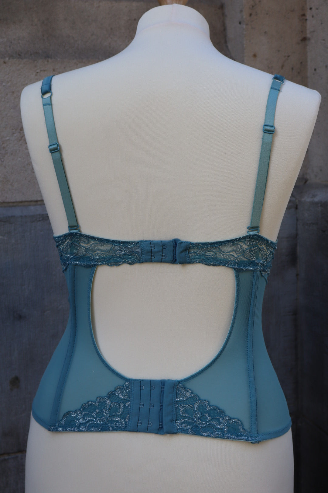Blue satin bustier with lace details, size large EU80C / FR95C / US36B