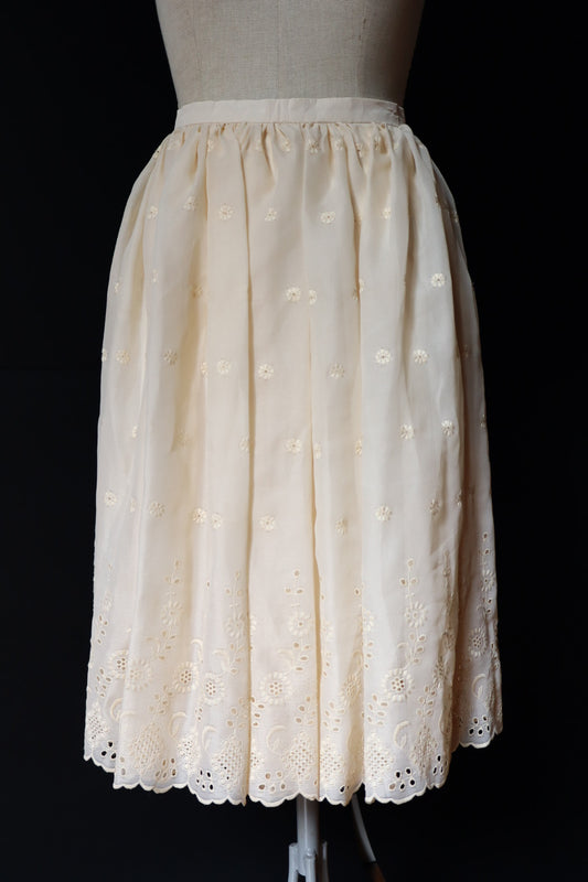 1950-1960’s handmade skirt with bow in the back - size S
