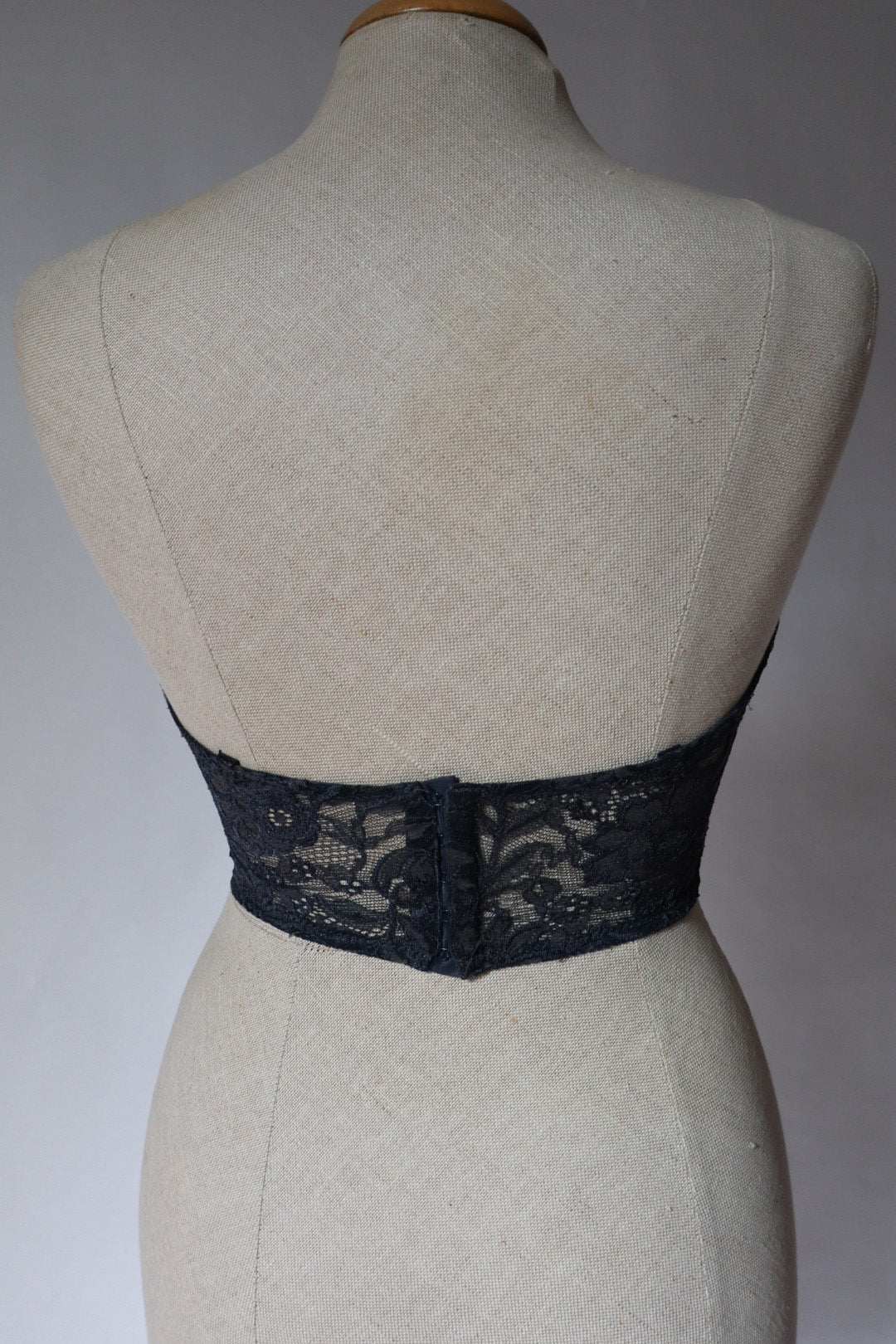 Black Christian Dior bustier size S/M (EU70B - FR85B - US32B)