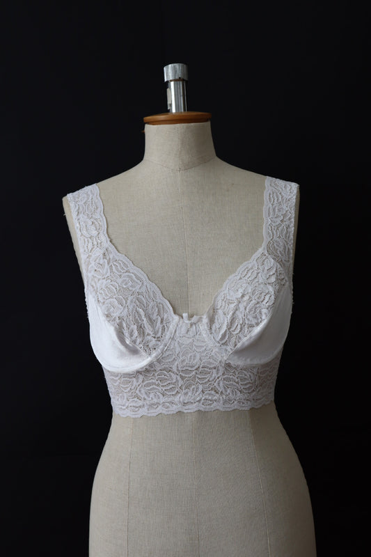 White lace bralette size FR90B /EU75B / 34B Made in Spain