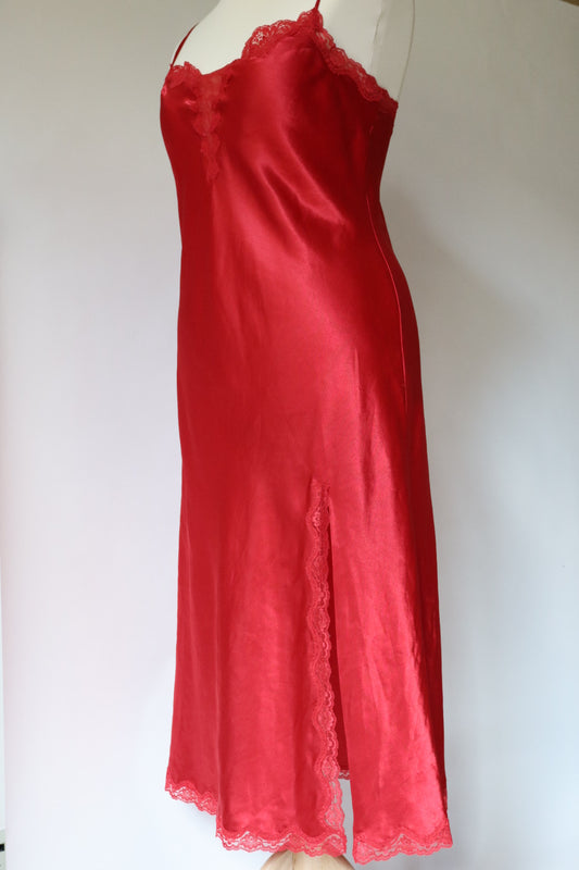 Red satin long slipdress size XXL with open back and lace details
