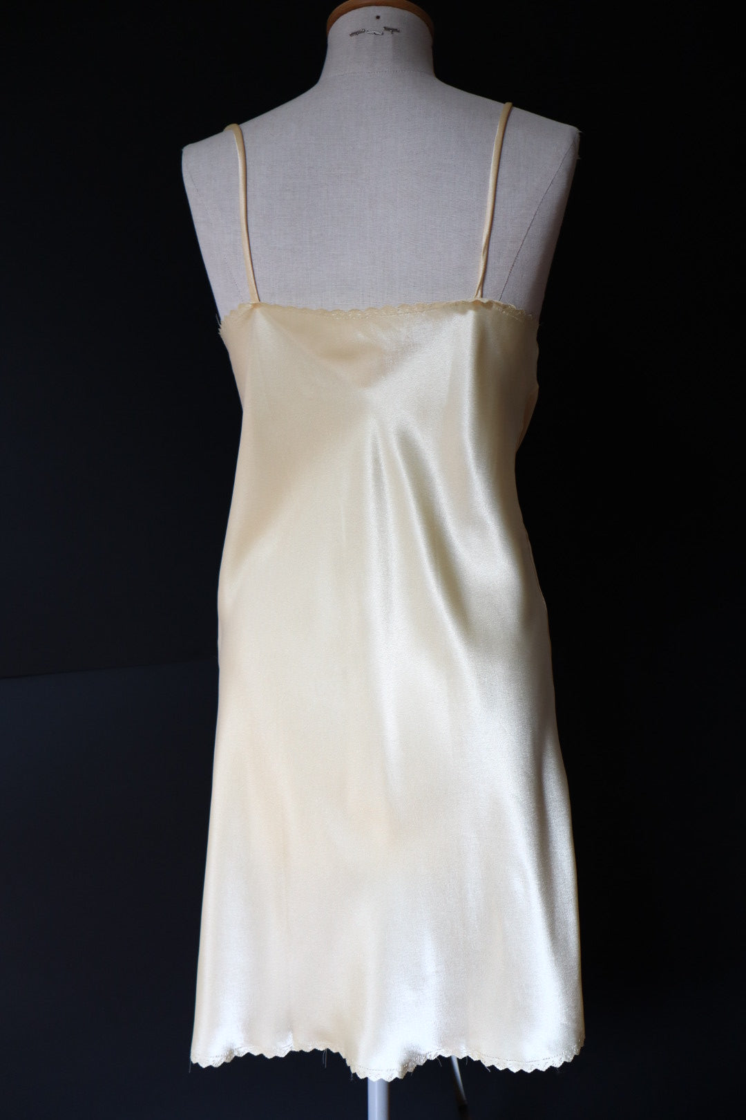 Butteryellow 1980’s slipdress size S/M