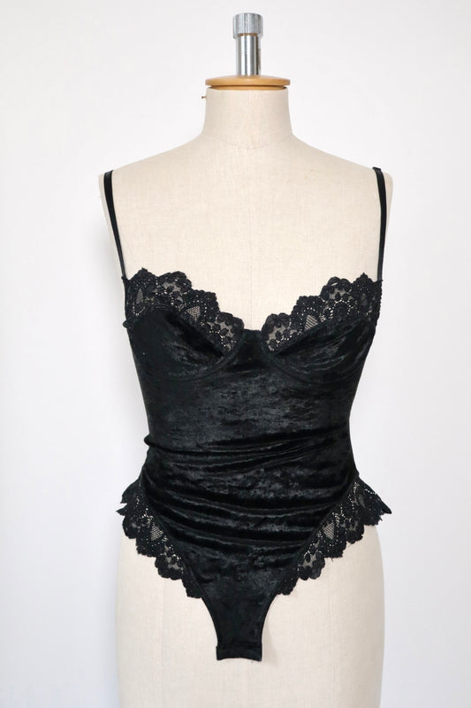 Black velvet body with lace details Made in France size small / medium