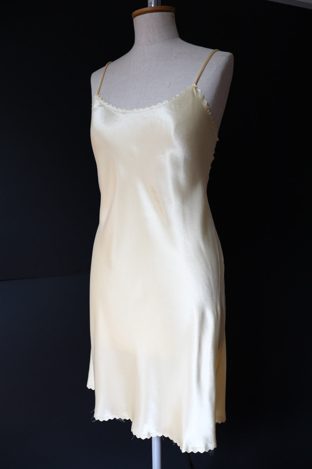 Butteryellow 1980’s slipdress size S/M