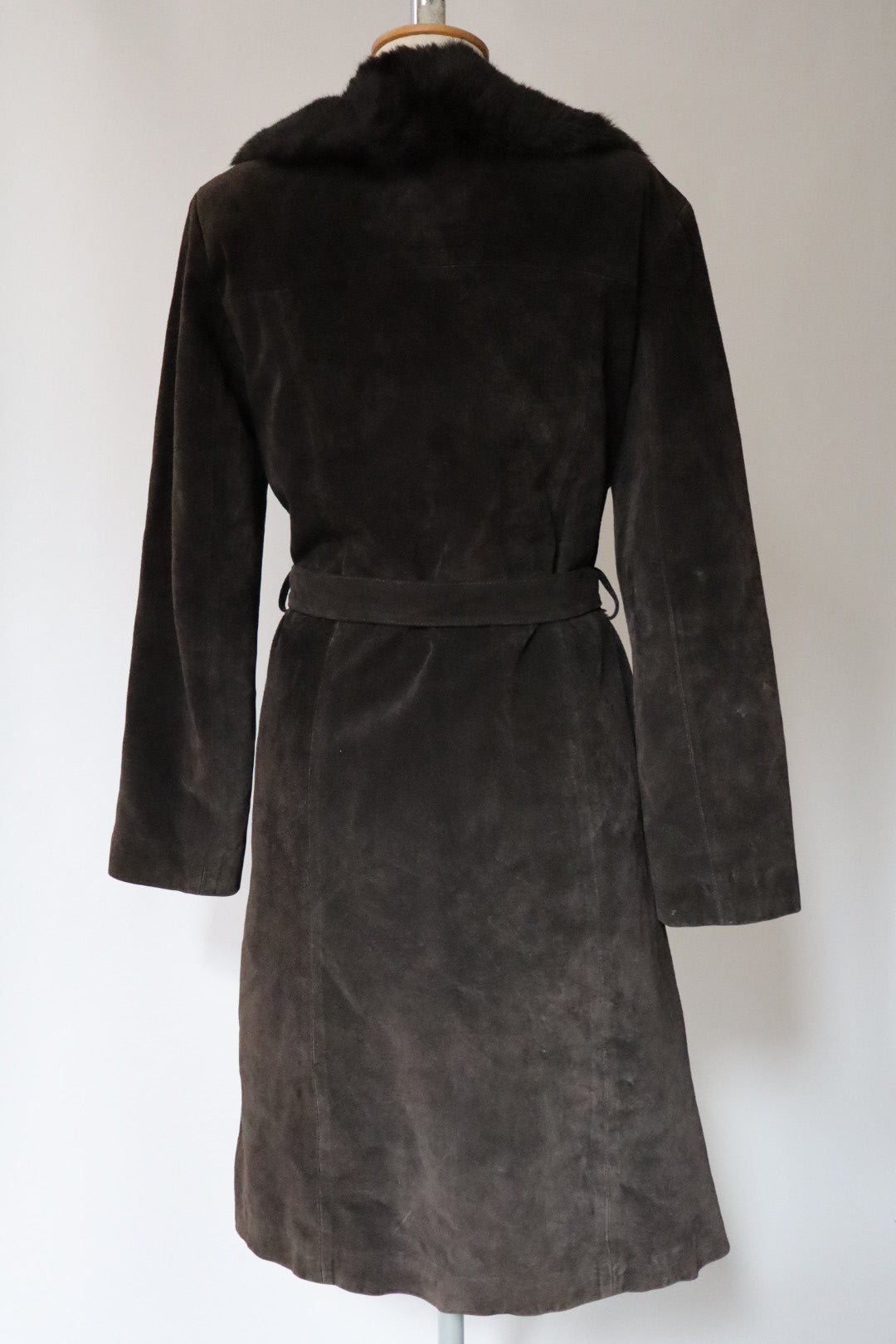 Dark Brown suède coat with fur collar - size L - vintage Nafnaf
