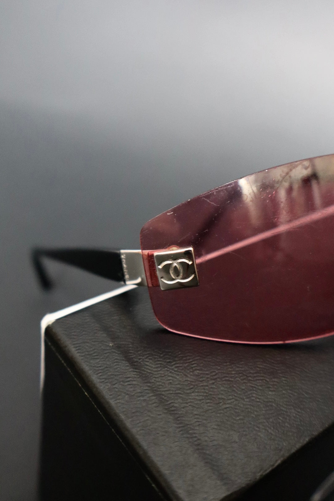 Chanel rimless pink sunglasses with logo on each side