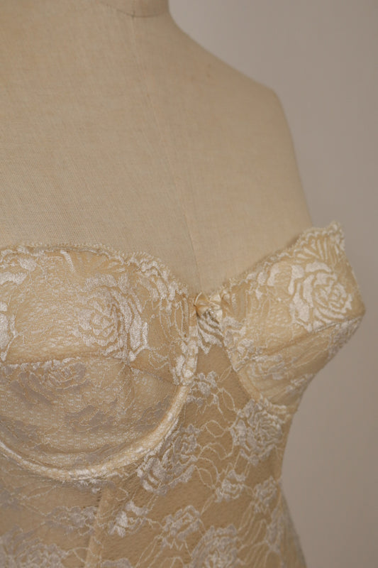 Crème lace bustier size L - C cup