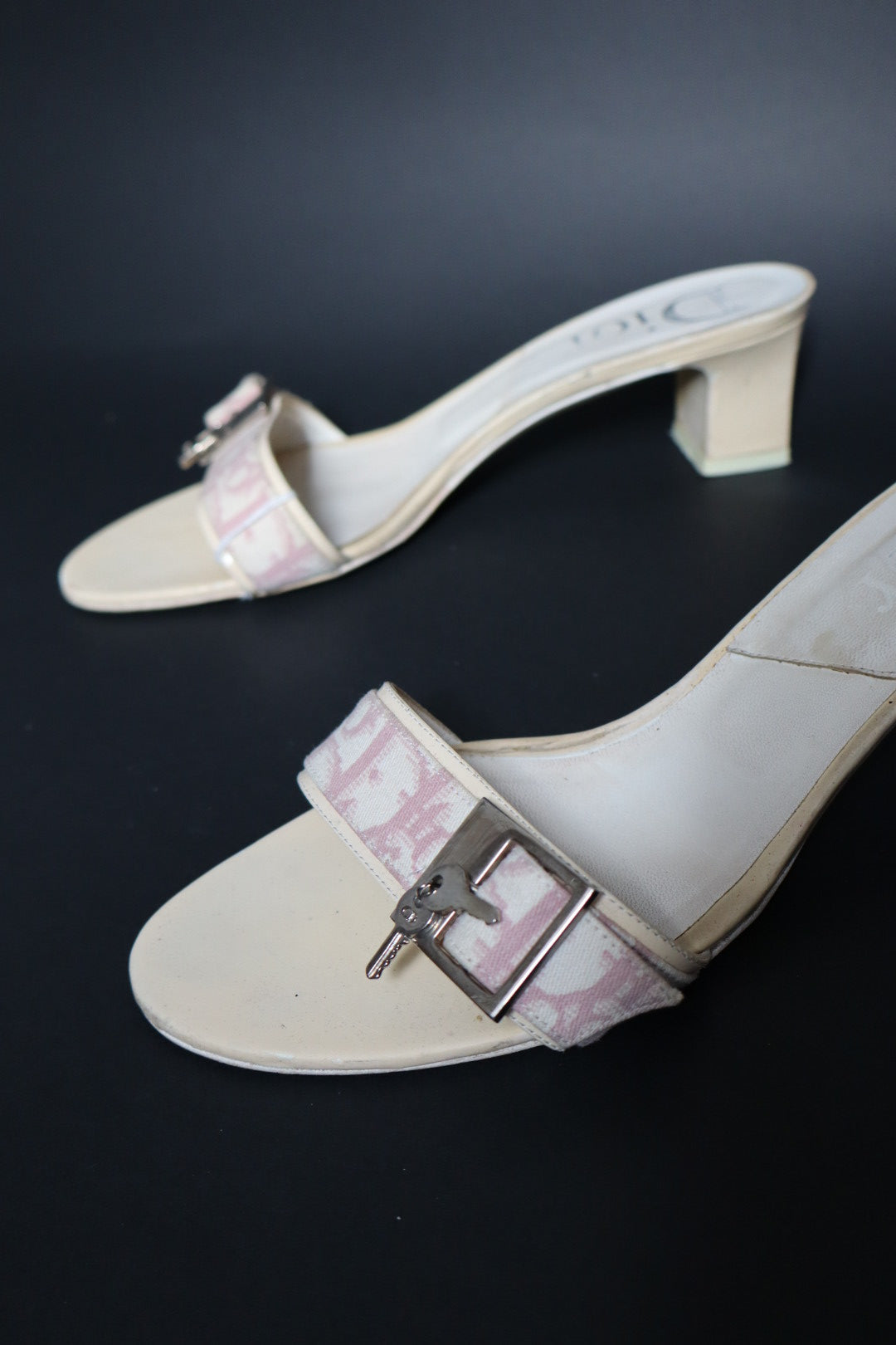 Dior by John Galliano early 2000’s block heels from their iconic girly collection, with lock&key, size 40