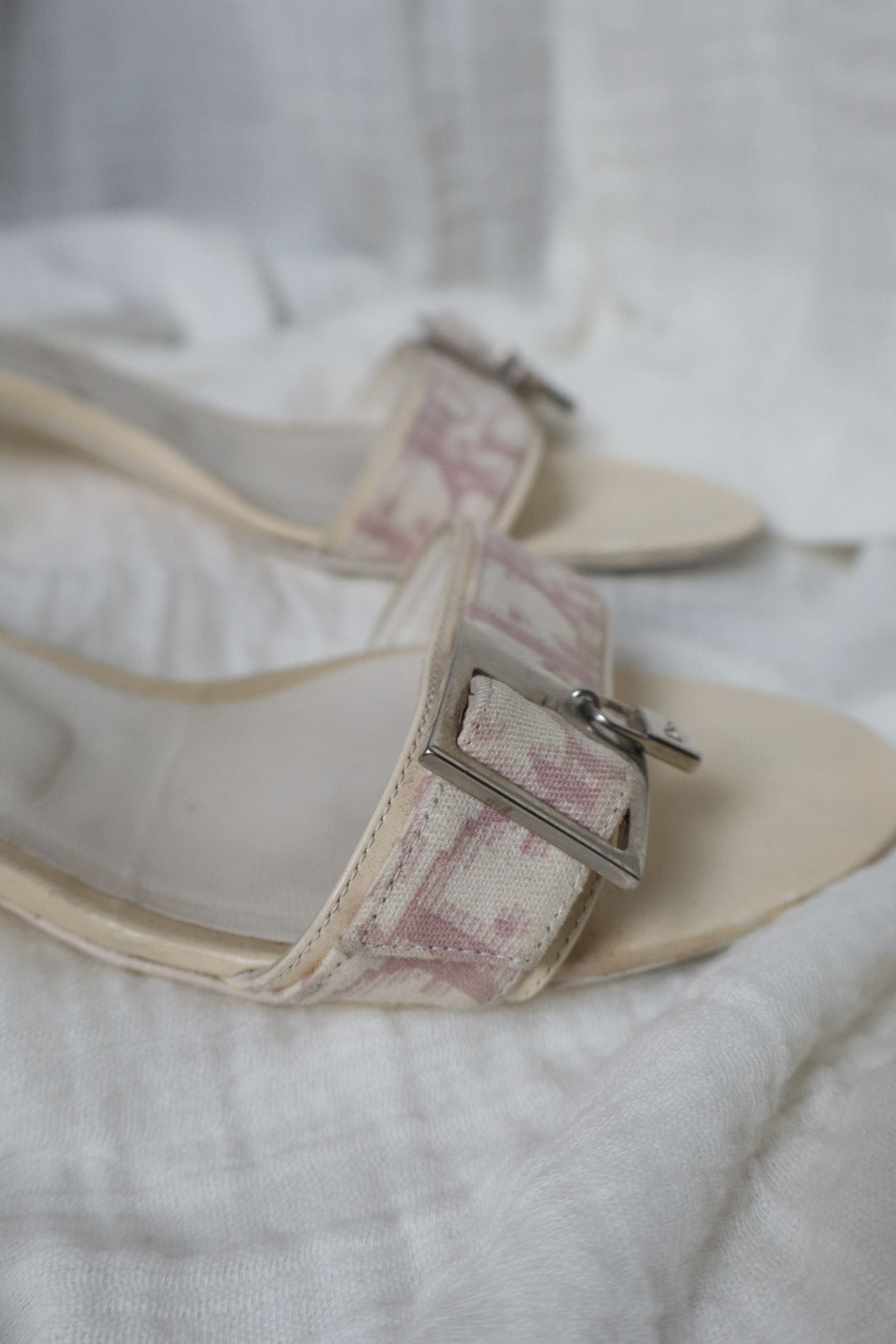 Dior by John Galliano early 2000’s block heels from their iconic girly collection, with lock&key, size 40