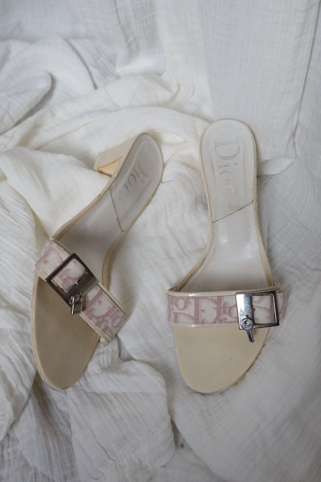 Dior by John Galliano early 2000’s block heels from their iconic girly collection, with lock&key, size 40