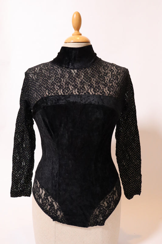 Black velvet & lace body size M/L