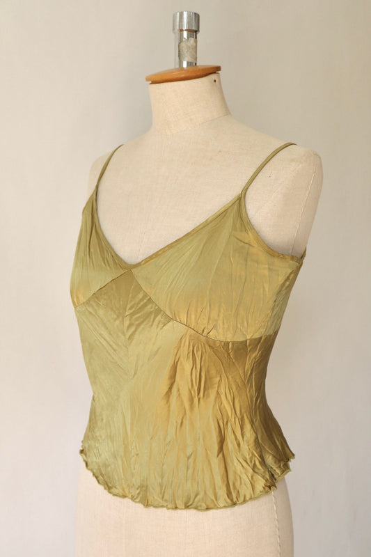 100% silk wrinkled olive top size 38 - medium
