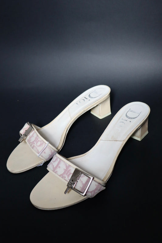 Dior by John Galliano early 2000’s block heels from their iconic girly collection, with lock&key, size 40